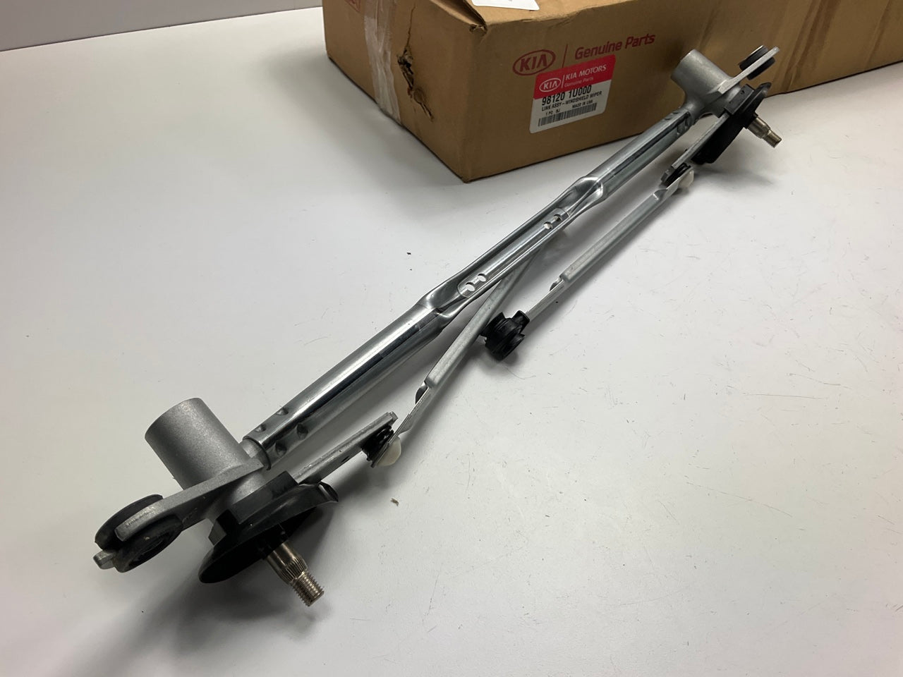 NEW Windshield Wiper Linkage Transmission OEM For 11-15 Kia Sorento 981201U000