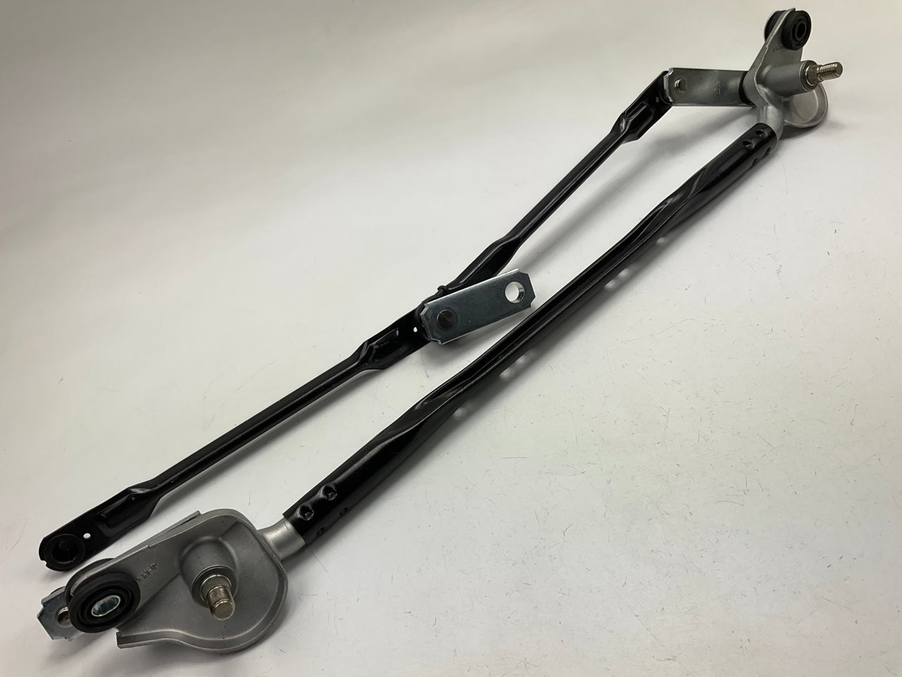 NEW Windshield Wiper Linkage OEM For 2005-2009 Kia Spectra 981202F000