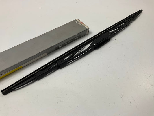 NEW OEM Right Passenger Windshield Wiper Blade For 2006-2014 Sedona 983604D050