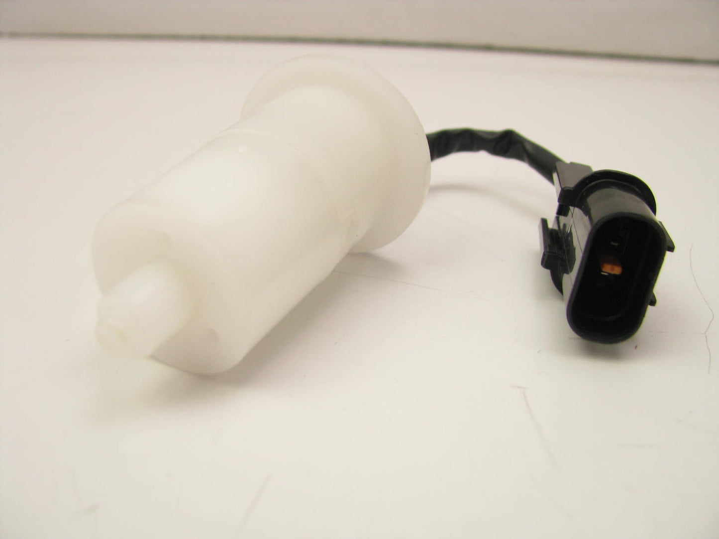 NEW - OEM Windshield Washer Fluid Reservoir Level Switch For 2011-15 Kia Optima