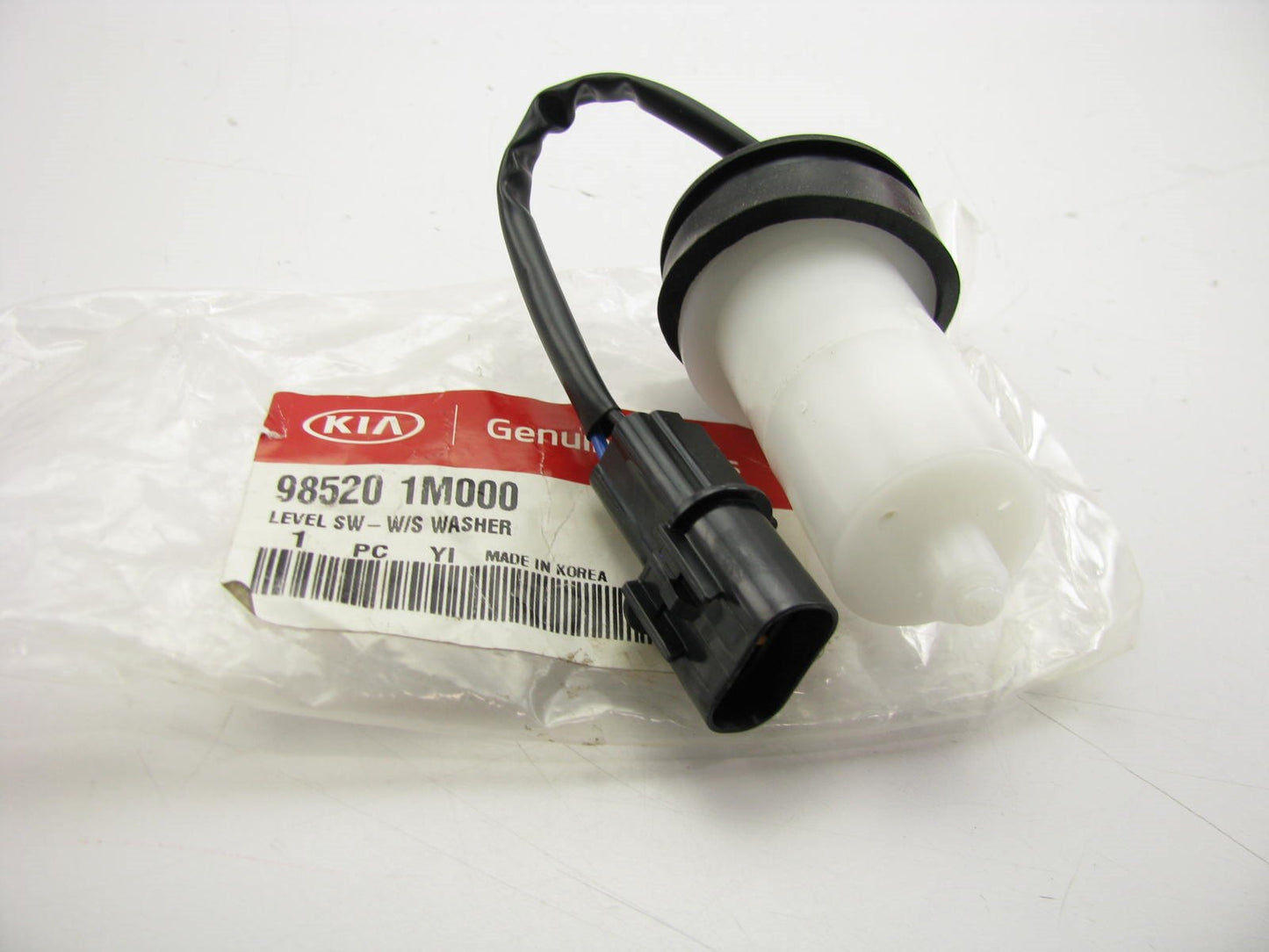 New Windshield Washer Fluid Level Sender OEM For 09-13 Kia Forte 1985201M000