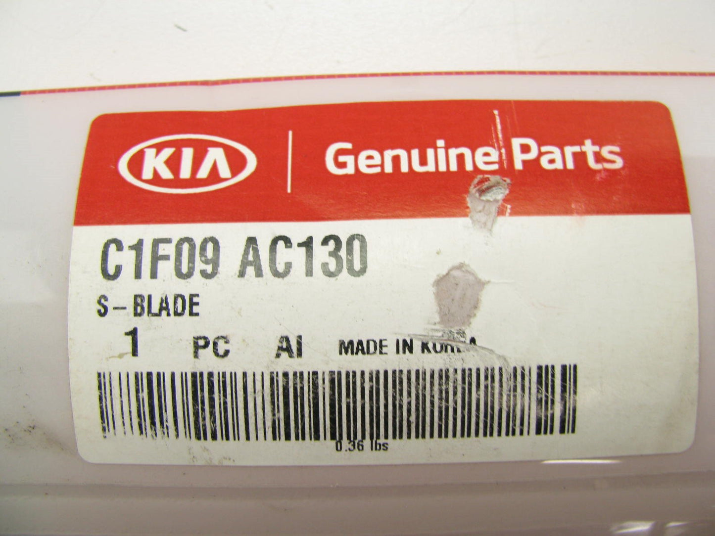 New Genuine RIGHT Windshield Wiper Blade 20'' OEM For 15-17 Kia K900, 14-18 Soul