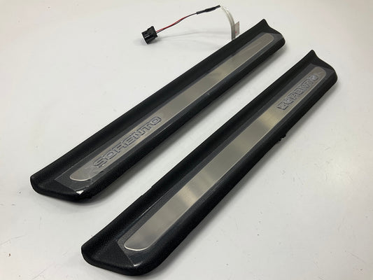 Illuminated Door Sill Plates Kit OEM For 2016-2020 Kia Sorento C6045ADU00