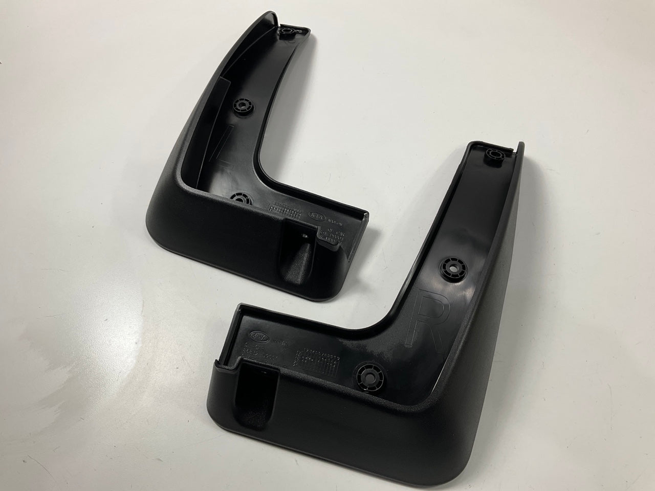 NEW Front Molded Splash Guards Mud Flaps Black OEM For 17-18 Sportage D9F46AK000