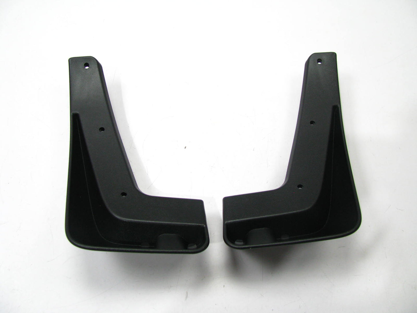 NEW Rear Splash Guards / Mud Flaps OEM For 2017-2018 Kia Sportage D9F46AK100