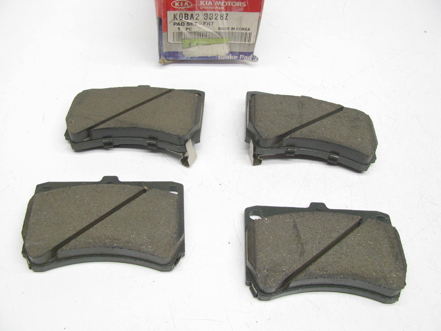 NEW - OEM K0BA23328Z FRONT Disc Brake Pads For 2000-2005 Kia Rio