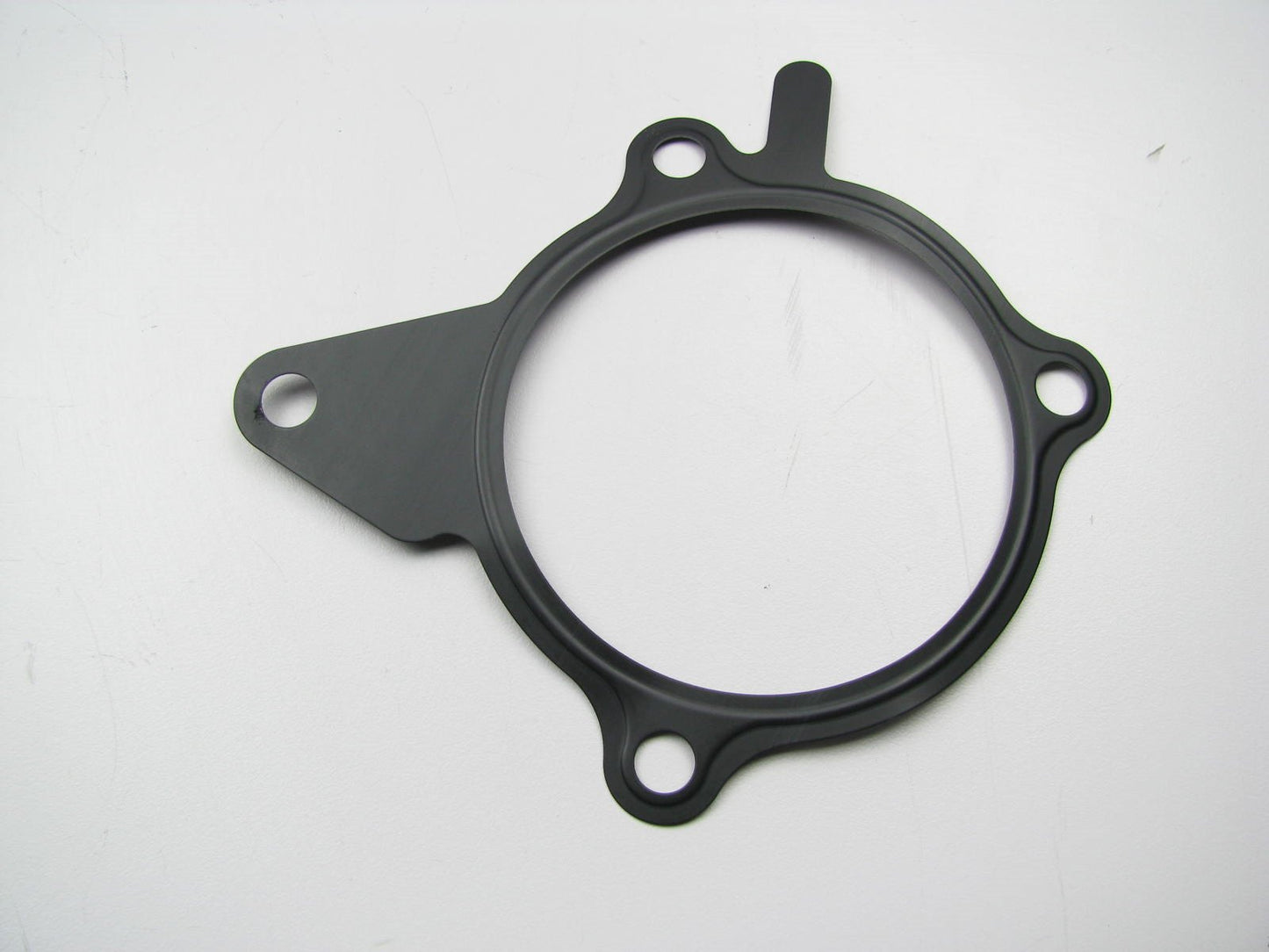New OEM Engine Water Pump Gasket For 95-97 Kia Sephia KB6BF15116