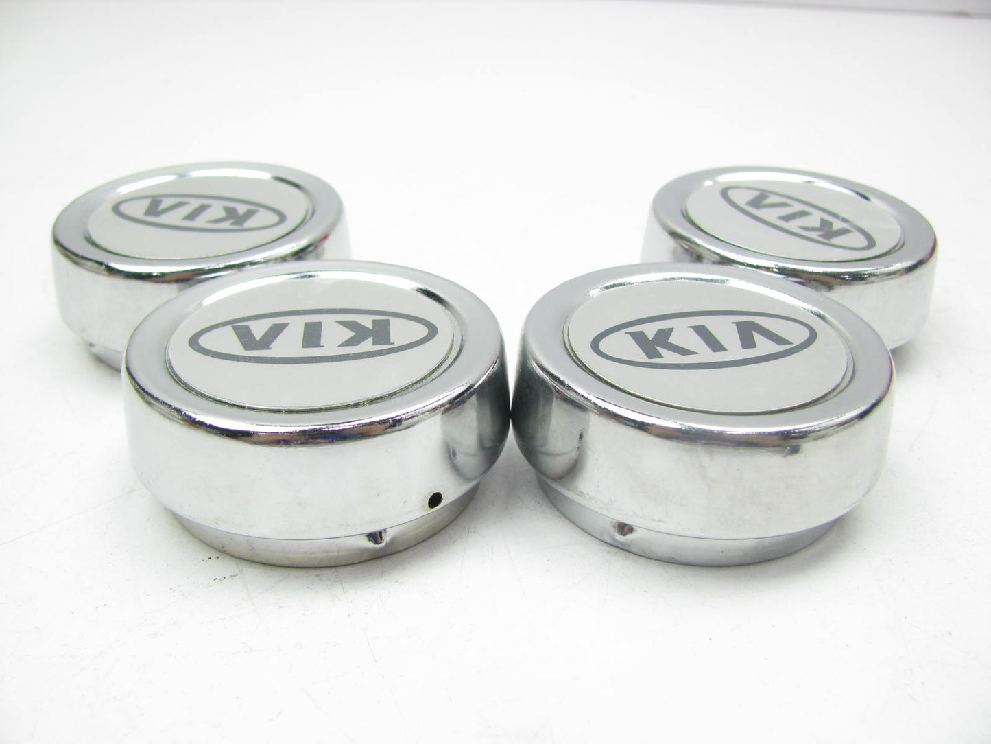 (4) NEW GENUINE Wheel Center Caps OEM For 00-05 Kia Rio KK37037190B