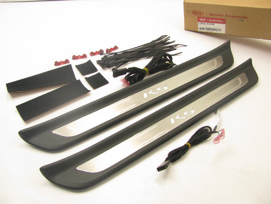 NEW Illuminated Door Step Plates Sill Plates OEM For 2021-2023 Kia K5 L3F45AC200
