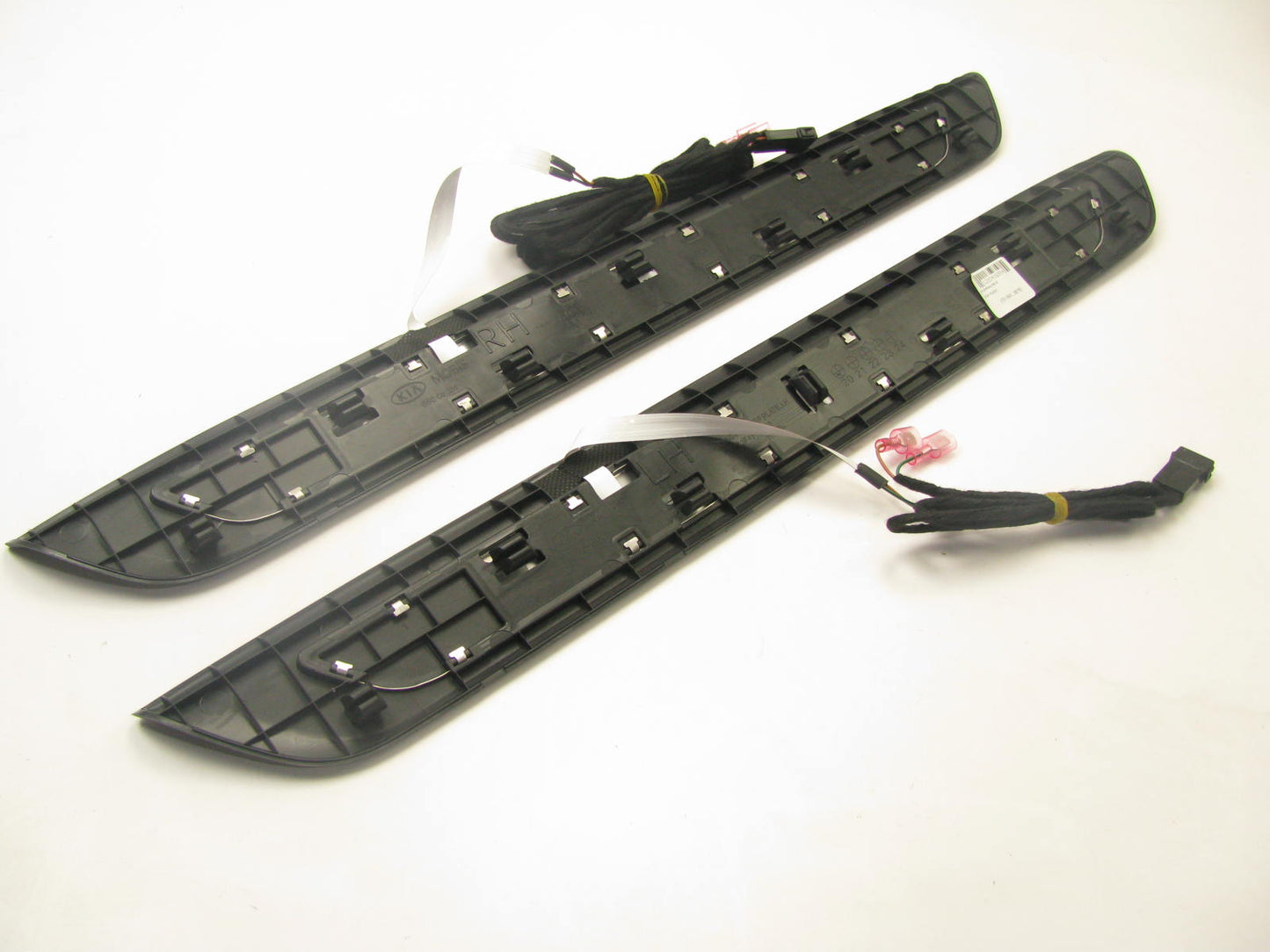 NEW Illuminated Door Step Plates Sill Plates OEM For 2021-2023 Kia K5 L3F45AC200