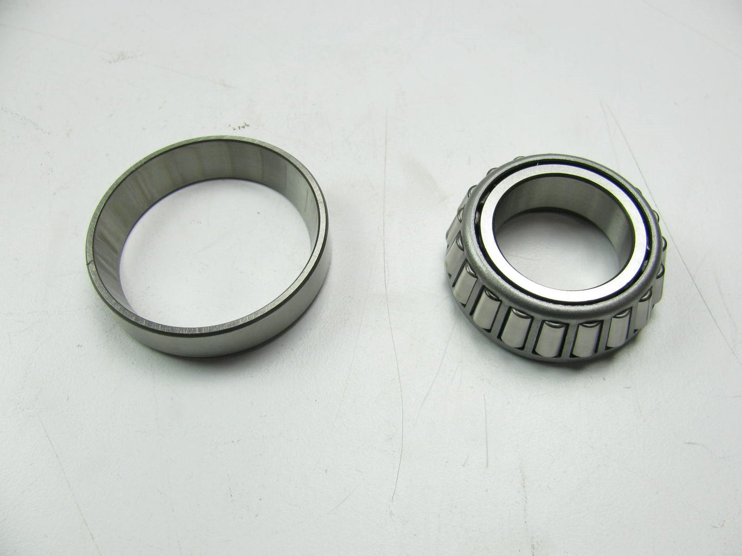 NEW - OEM MB00233047 Rear Inner Wheel Bearing For 2001-2005 Kia Rio