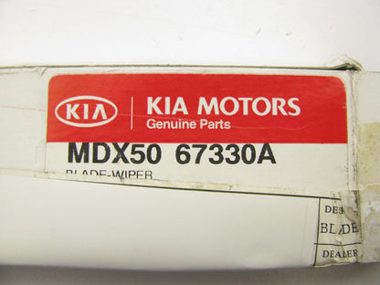 NEW GENUINE Left Drivers Side Windshield Wiper Blade OEM For Kia MDX5067330A