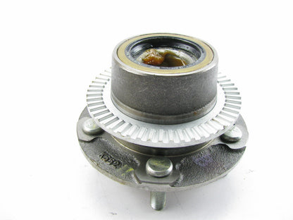NEW GENUINE Rear Wheel Hub Assembly 3.5L V6 For 04-05 Kia Sedona QSK55326060BQ
