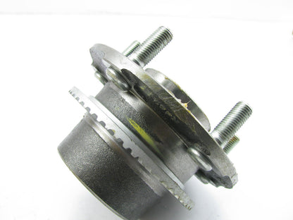 NEW GENUINE Rear Wheel Hub Assembly 3.5L V6 For 04-05 Kia Sedona QSK55326060BQ
