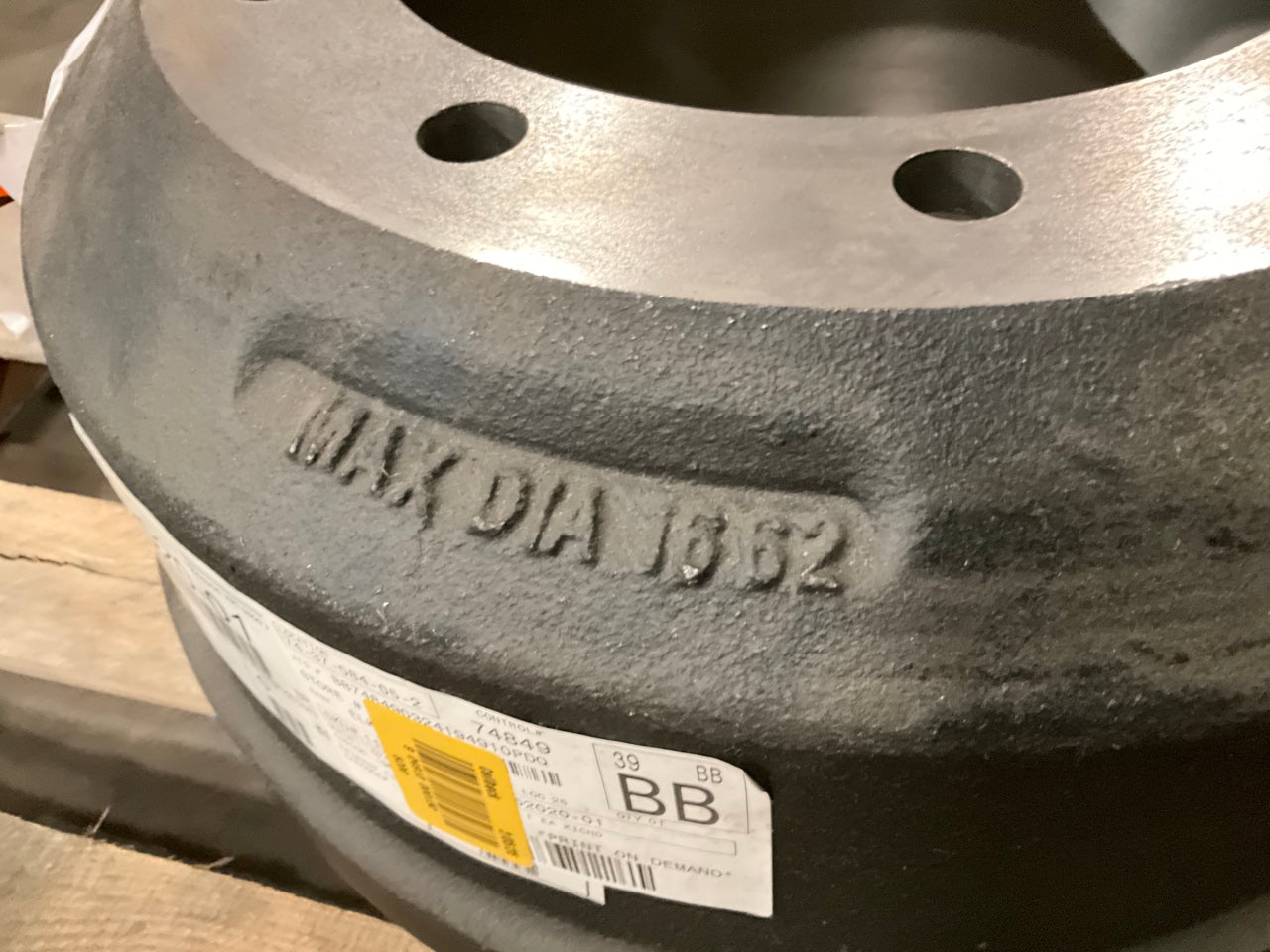 KIC 52020-01 Premium Brake Drum, Cast Iron, Inboard, 16.5''x7'' (16-1/2''x7'')