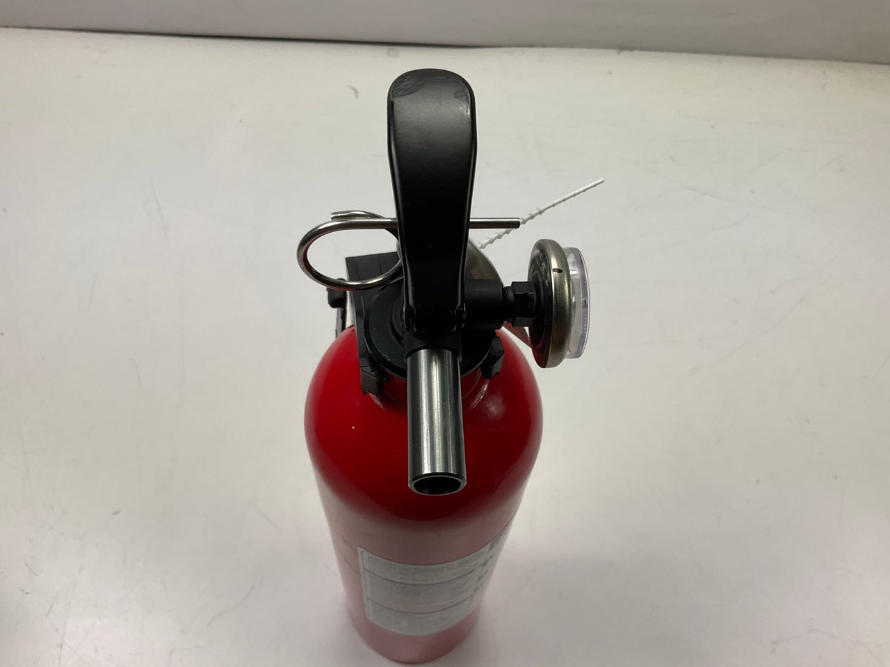 Kidde 440161MTL Fire Extinguisher, Regular Dry Chemical, 10-B:C, 2.9 Lbs
