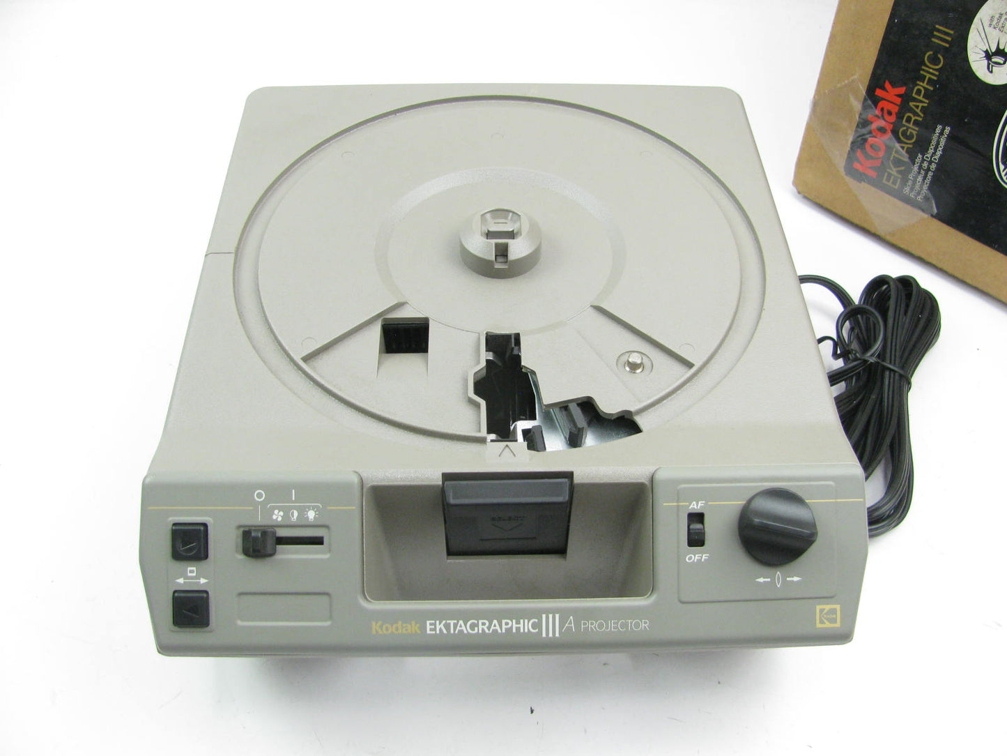 NEW IN BOX - Vintage Kodak Ektagraphic III Slide Projector  182-7591