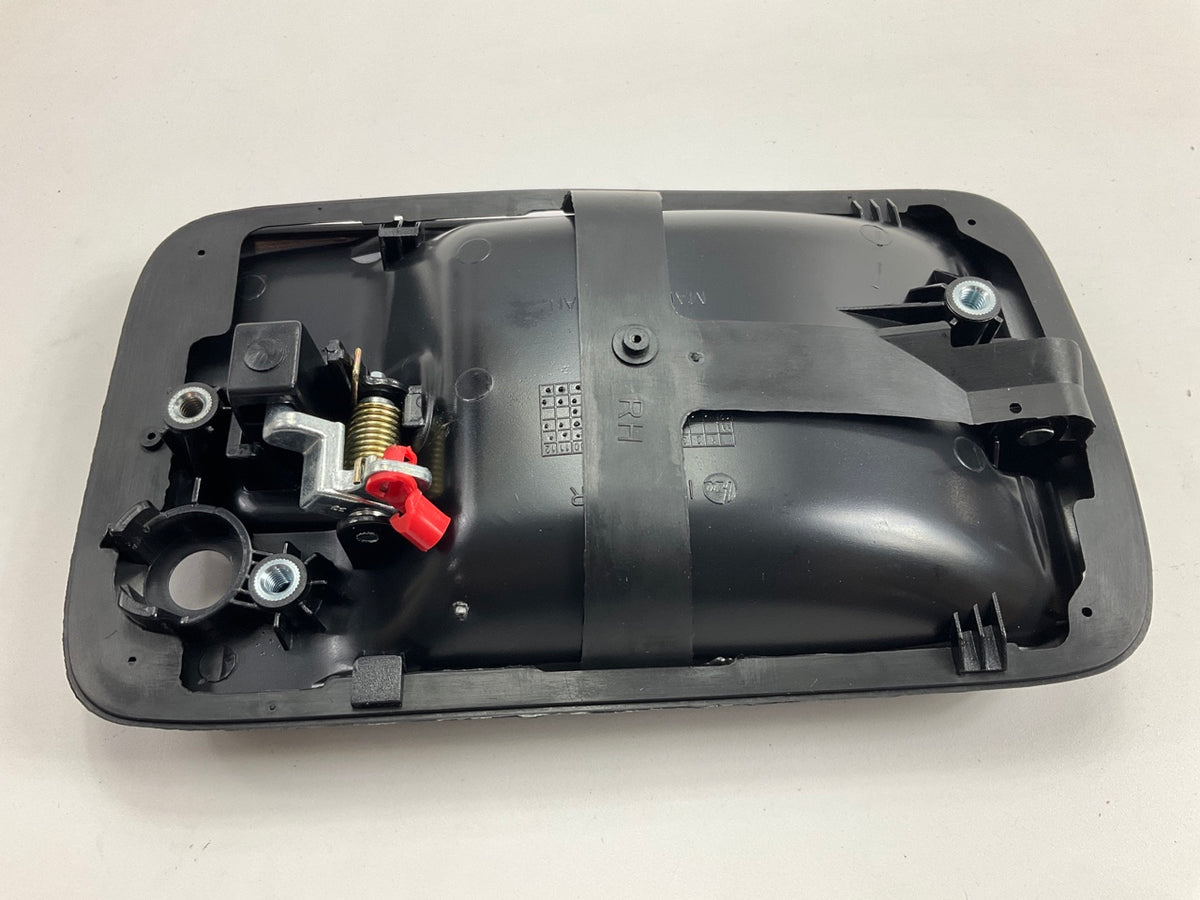 Kool-vue RI46250013A-HD Right Exterior Outside Door Handle 07-17 Isuzu NPR NQR