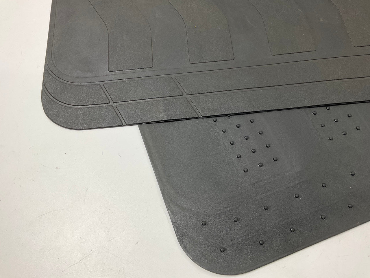 Kraco PR504B 4-piece Universal Rubber Floor Mat Kit: 26''x17.75'' Front 16x12 Rear