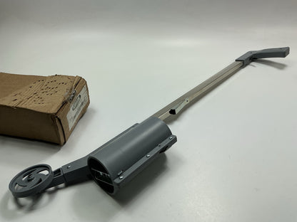 Krylon K08360 Line-up 34'' Striping Wand For Painting Straight Line On Floor