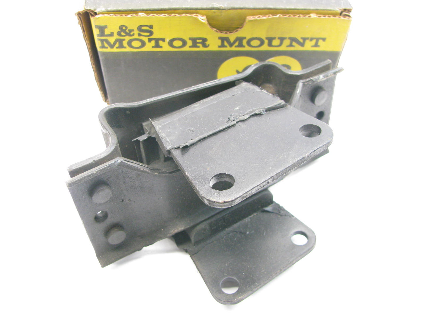 L&S M2296 Engine Motor Mount - 68-74 Cadillac Calais, Deville, Fleetwood 472 V8