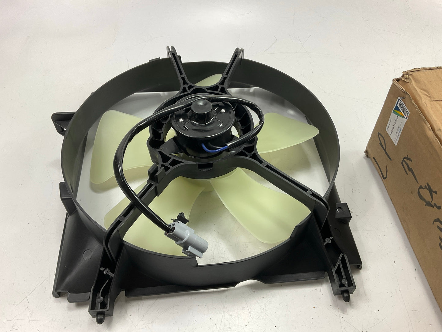 Latin 1636311080A Engine Cooling Radiator Fan Motor - 96-98 Paseo, 95-98 Tercel