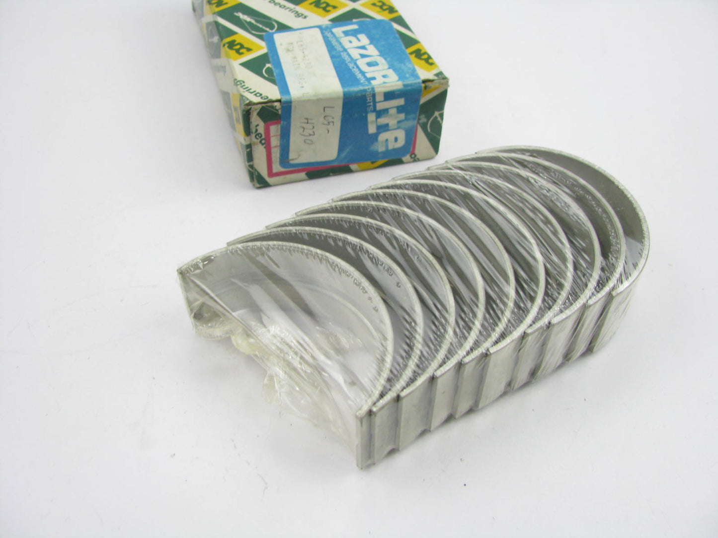 Lazorlite L65-4230 Main Bearings STD 1981-1987 Toyota Pickup 2.4L  DIESEL
