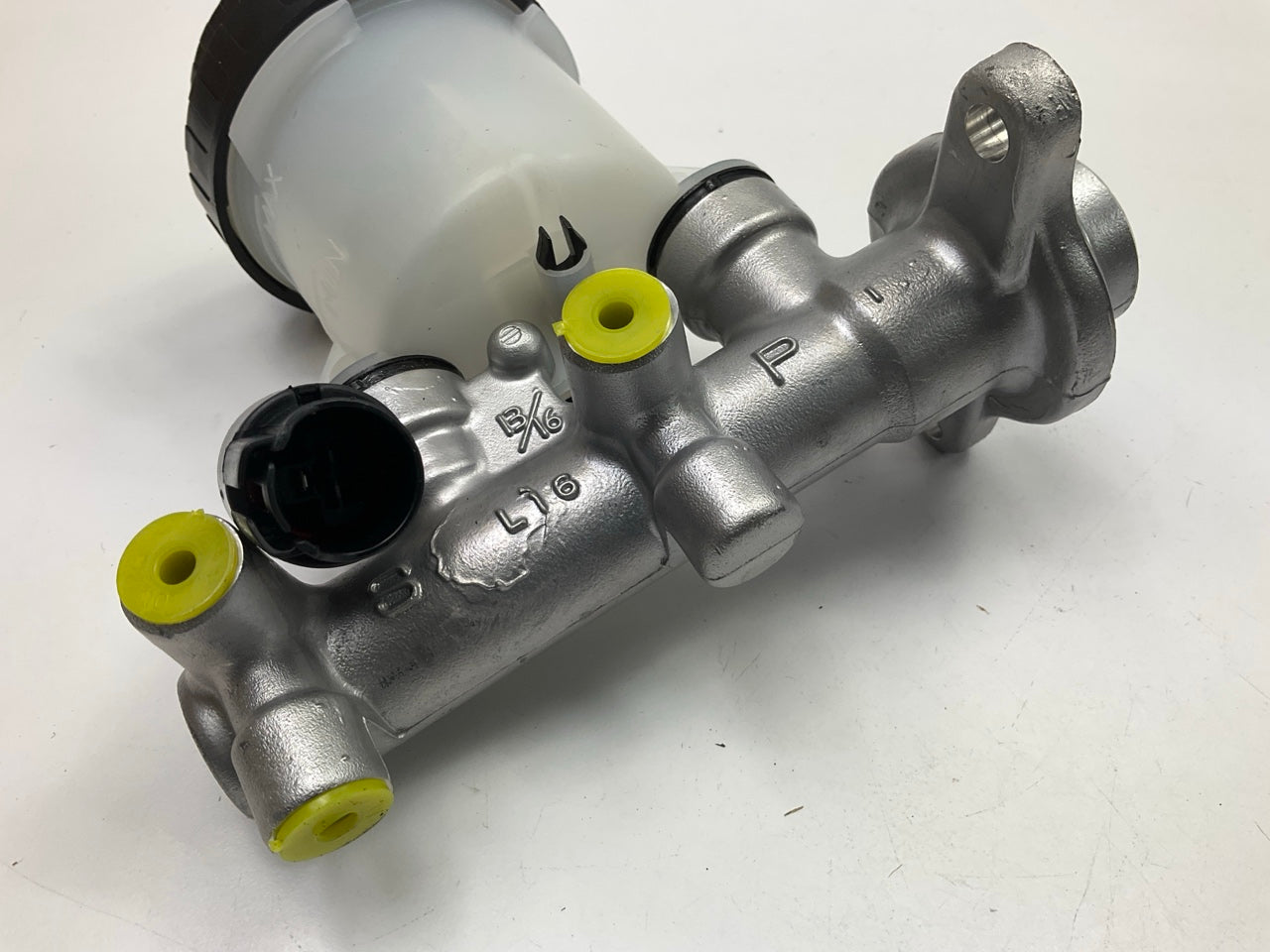 Lazorlite L77-3360 Brake Master Cylinder
