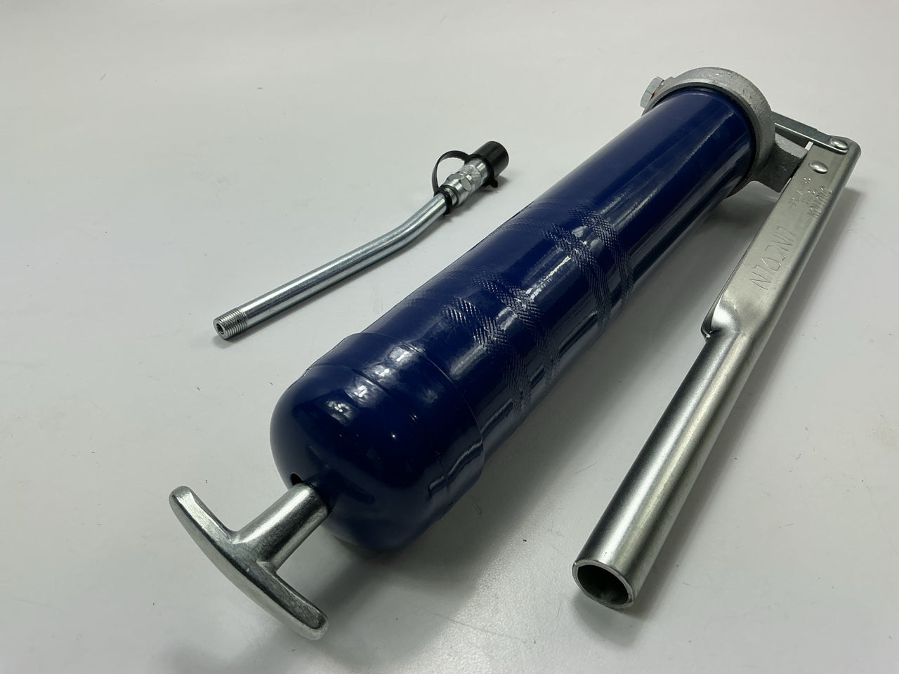 Lincoln 1142 Heavy Duty Lever Grease Gun With 6'' Rigid Extension