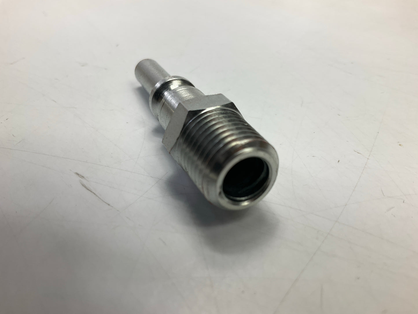 Lincoln 11659  Long Stem Air Nipple - For Use W/ 815 Air Coupler 1/4'' NPT Male