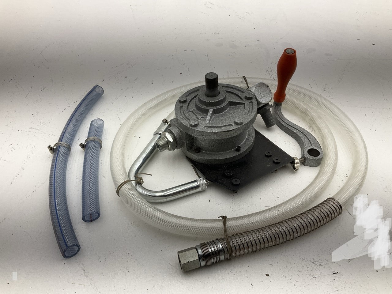 LINCOLN 3667 Low Profile Portable Truck Oil Drain W/ Manual Pump