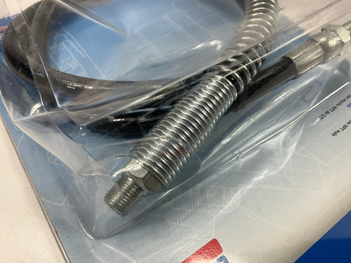 Lincoln 5861 36'' Air & Manual Grease Gun Whip Hose Extension 1/8'' NPT