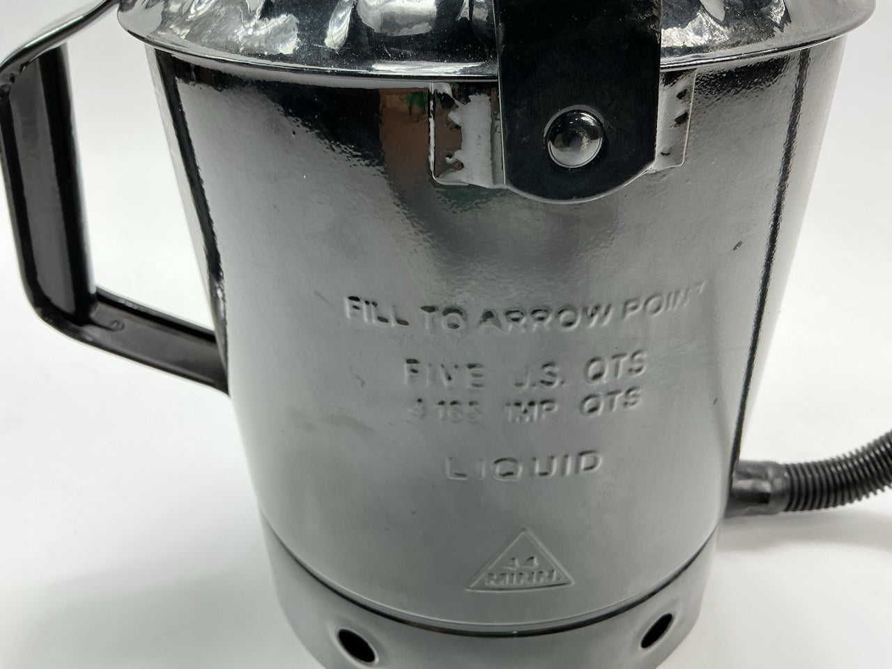 Lincoln G525 5 Quart Metal Fluid Measuring Can, 14'' Flexible Spout