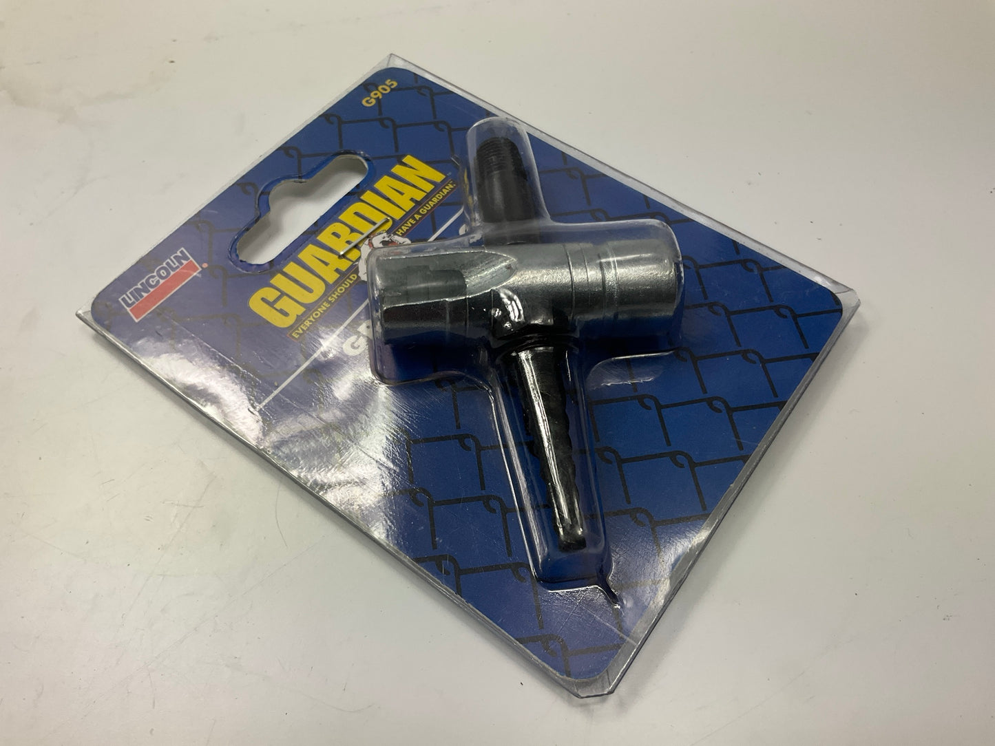 Lincoln Industrial G905 Large 4-Way Grease Fitting Tool, Easily Remove Fittings