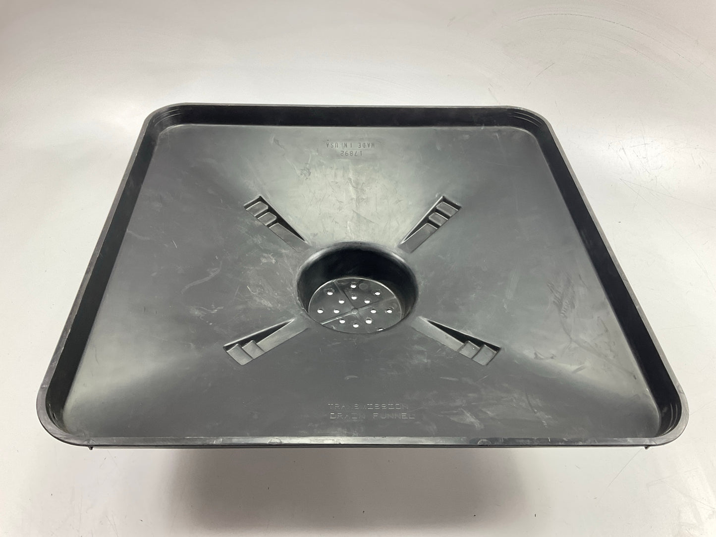 Lisle 17892 Transmission Drain Funnel For Oil Lift Drains 22'' X 23''