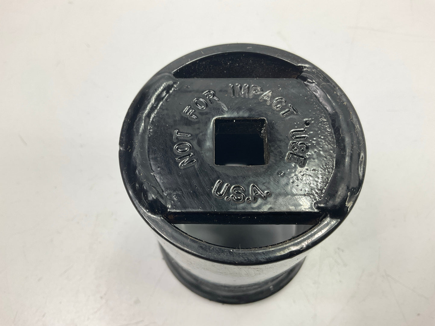 LISLE 27400 Combination 4WD Front Axle Wheel Bearing Lock-Nut Socket Tool