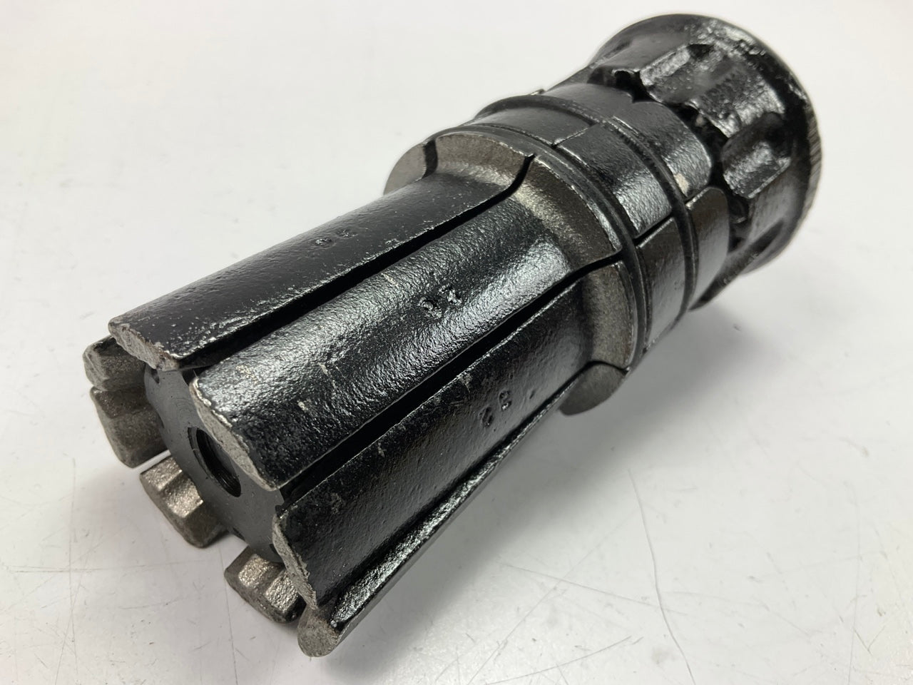 Lisle 32500 Exhaust Pipe Expander Tool - 1-5/8'' To 2-7/16'', Fix Crushed Exhaust