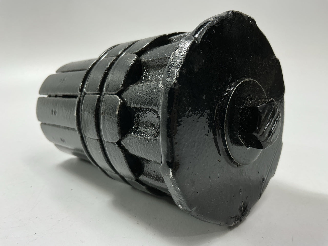 Lisle 32750 Exhaust Pipe Tailpipe Expander 2-3/8'' To 3-1/4'' Exhaust Repair Tool