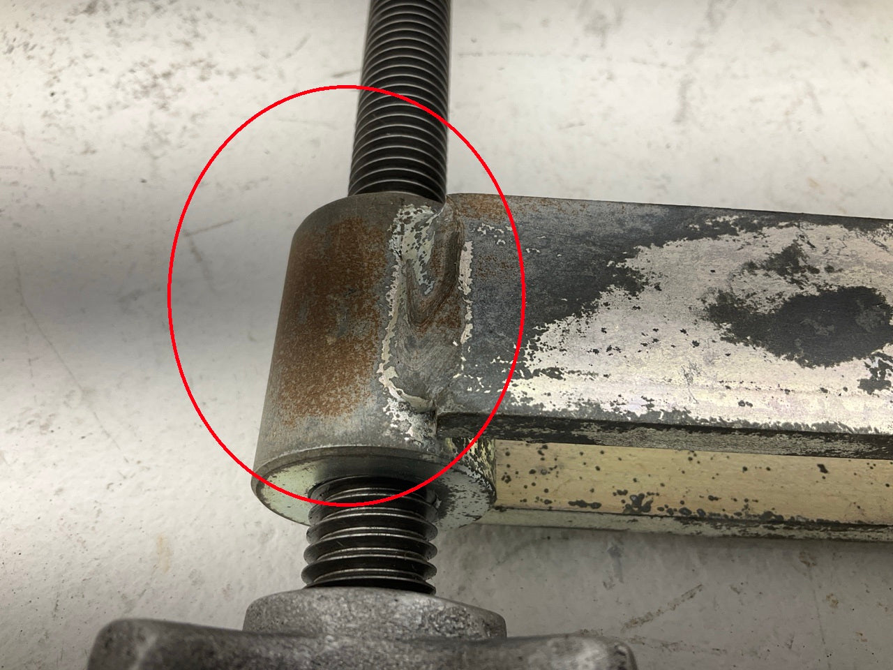 SOLD AS IS, AS SHOWN - SEE PHOTOS - Lisle 44300 Valve Spring Compressor Tool