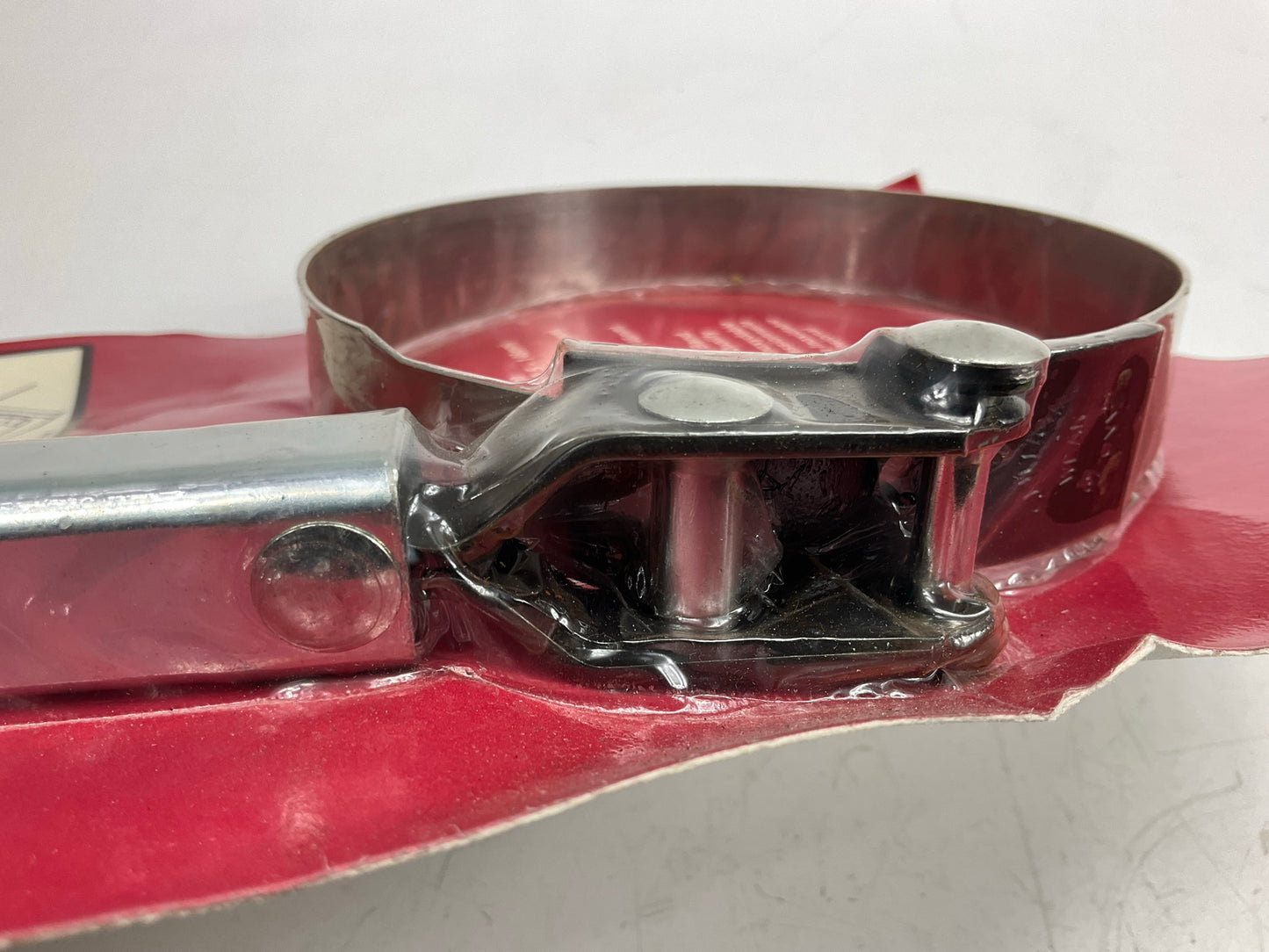 Lisle 54300 ''Swivel Grip'' Oil Filter Wrench For CAT Engines, 5-1/4''-5-3/4'' Range