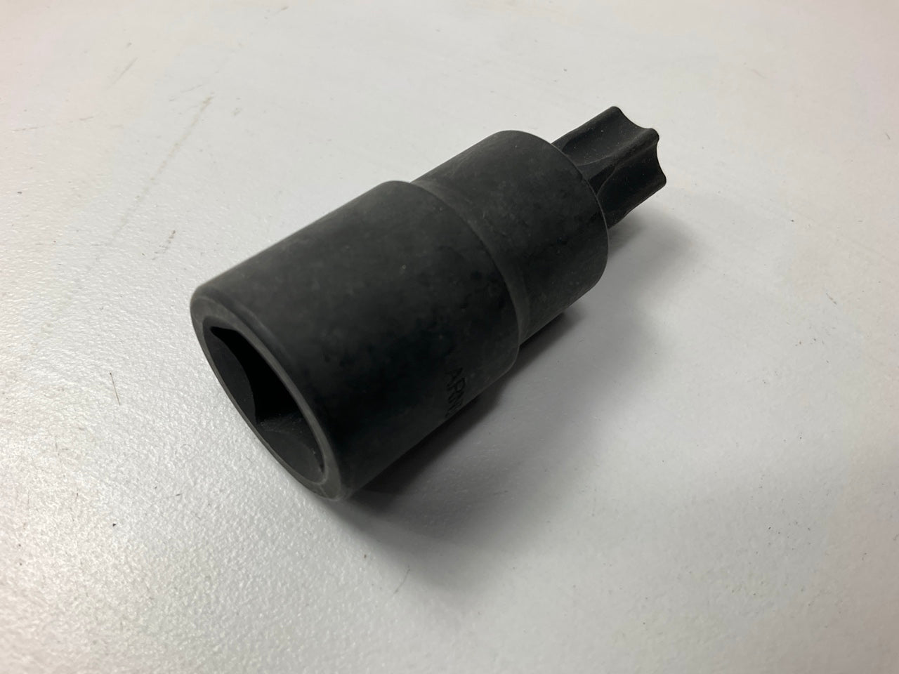 Lisle 82330 - Super Torx 3/8'' Drive T60 Torx Bit Socket