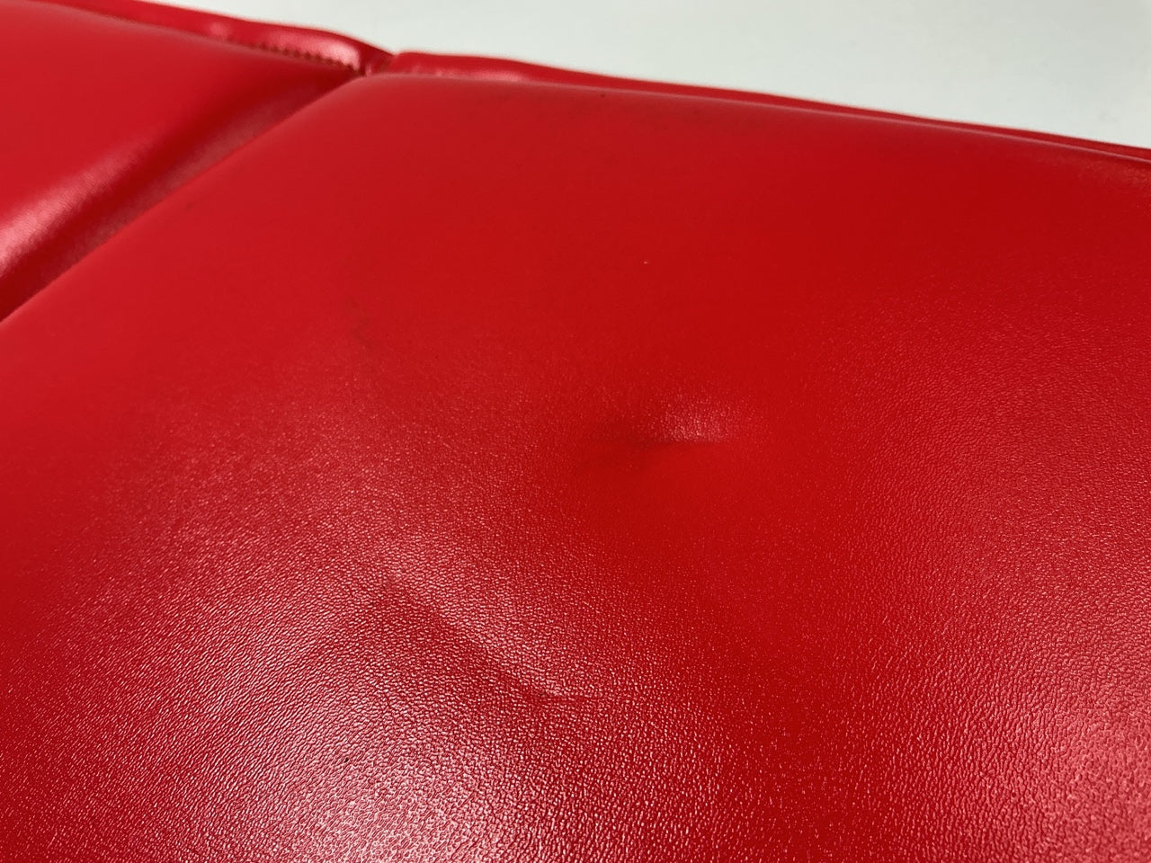 COSMETIC DAMAGE, SEE ACTUAL PHOTOS - Lisle 95002 Fold Up Creeper Padded Vinyl