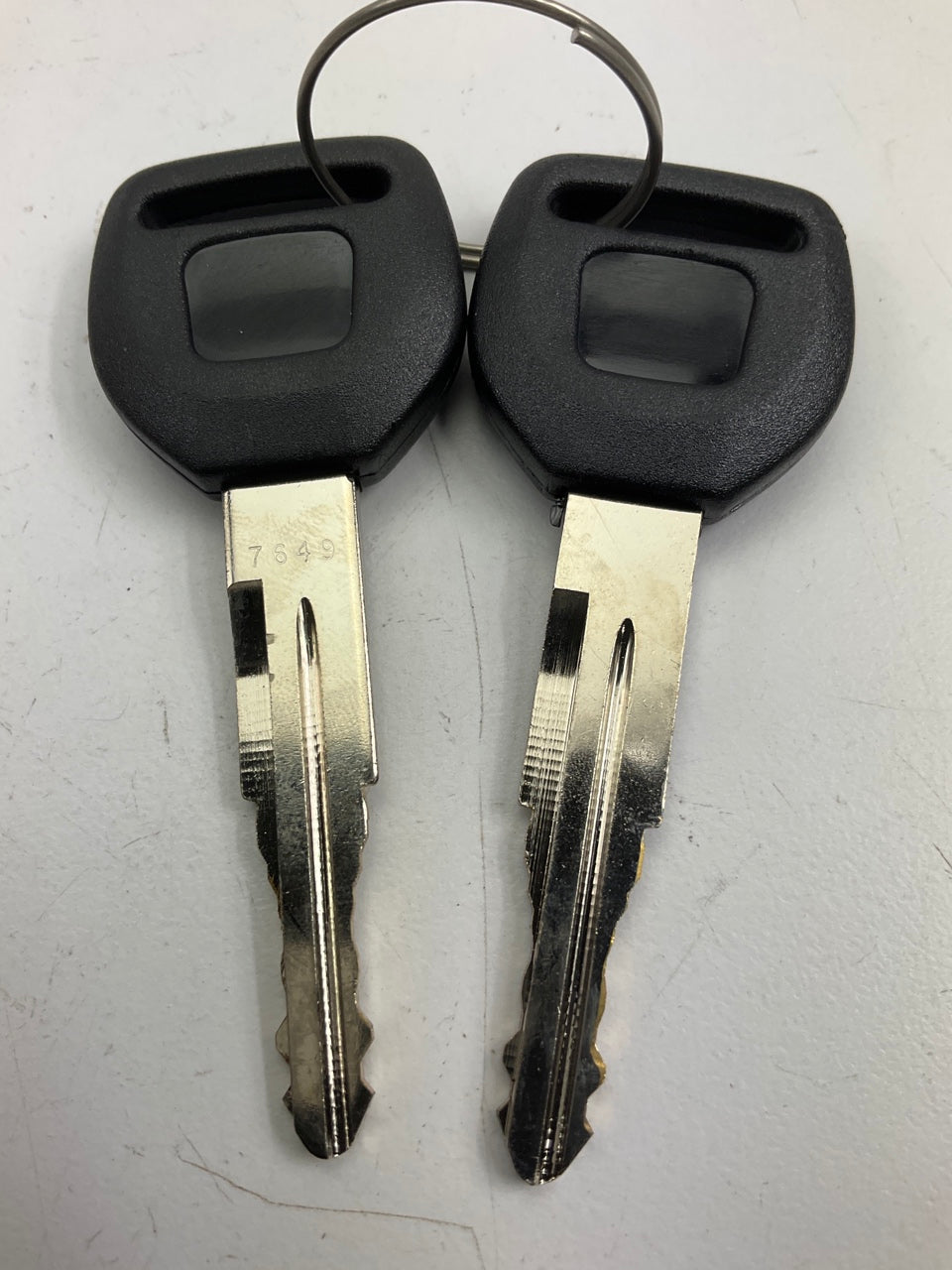 Locksmart LC61760 Ignition Lock Cylinder With 2 Keys For 1992-1996 Prelude