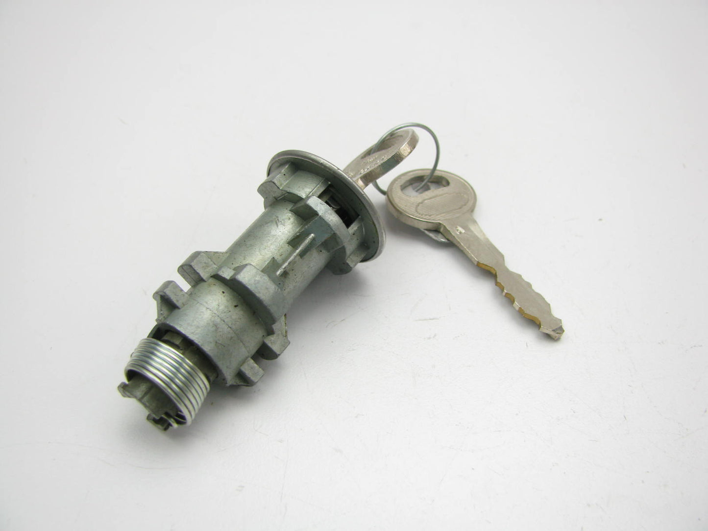 Locksmart TL15950 Trunk Lock & Keys