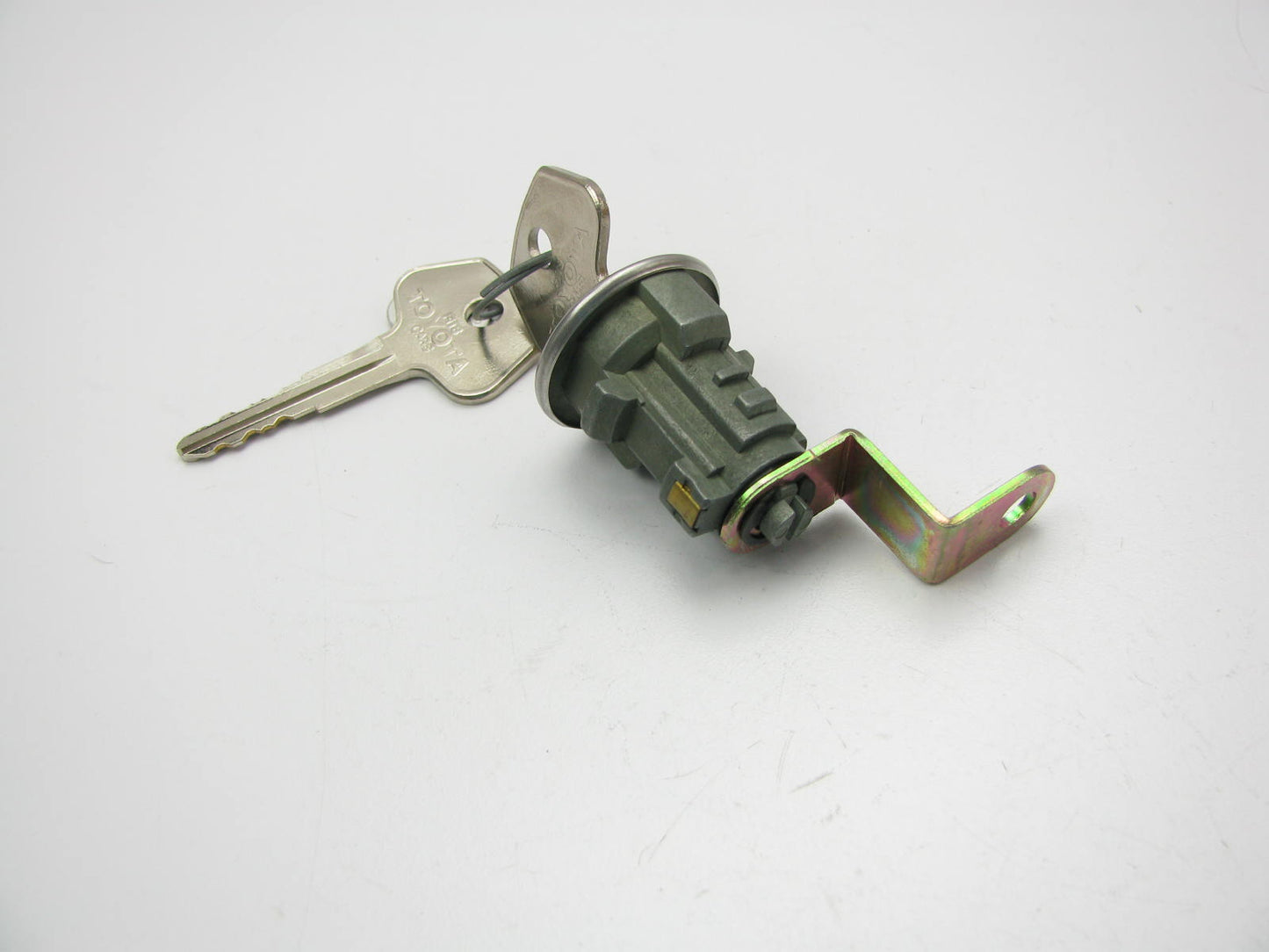 Locksmart TL47880 Trunk Lock & Keys For 1987-1991 Toyota Camry