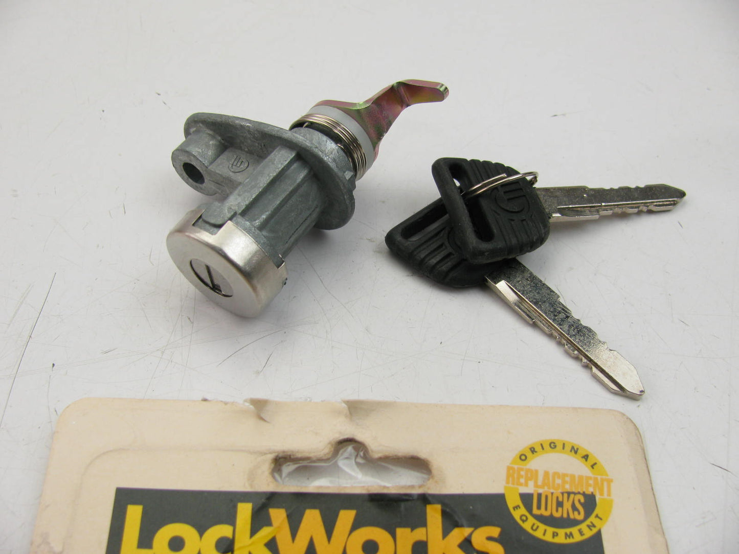 Lockworks 47780 Trunk Lock W/ Keys For 1984-1987 Honda Civic
