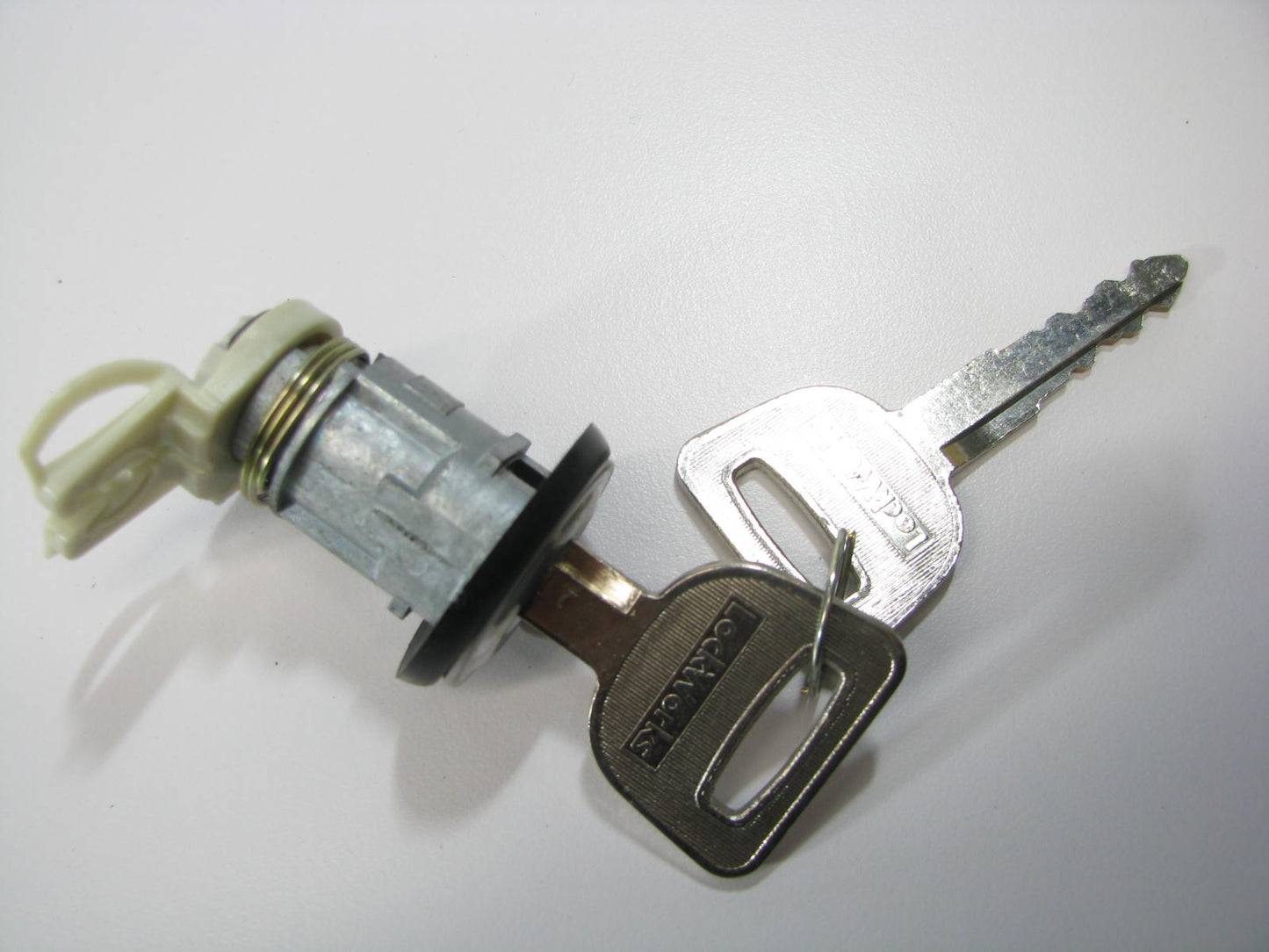 Lockworks 47860 Trunk Lock & Keys For 1981 Honda Civic