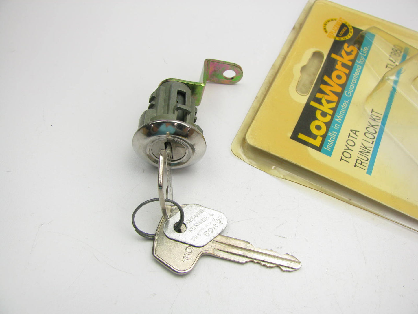 Lockworks TL47880 Trunk Lock & Keys For 1987-1991 Toyota Camry