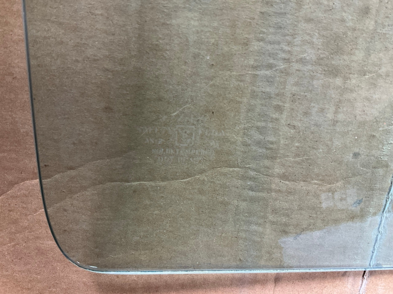 NOS - VINTAGE LOF D4833T Front Right Door Glass 1973-1979 Ford F100 F250 F350