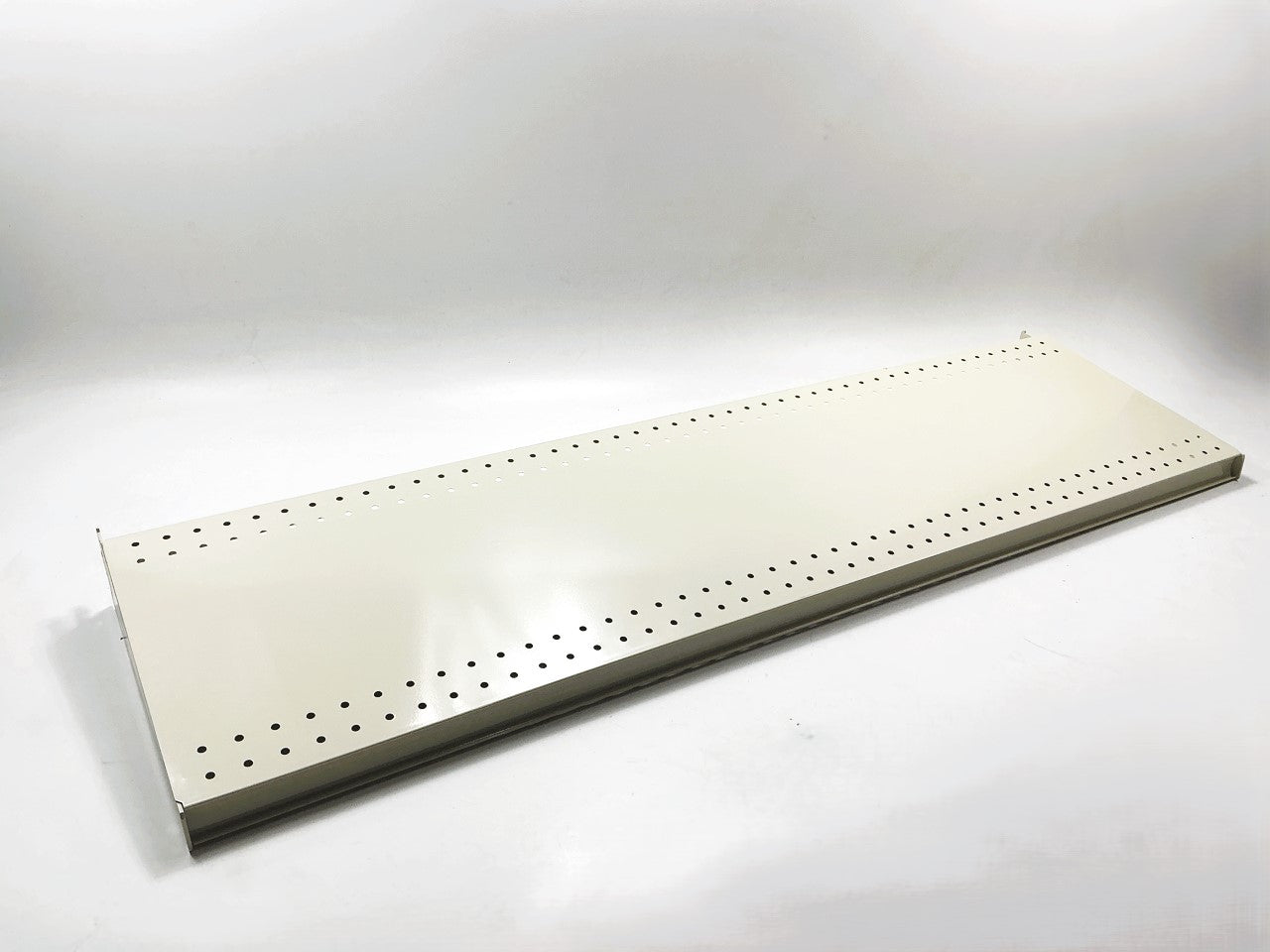 Lozier DL413N.PLT DL Platinum Style Gondoa Shelf 1 H X 48 W X 13 L (Pack Of 2)